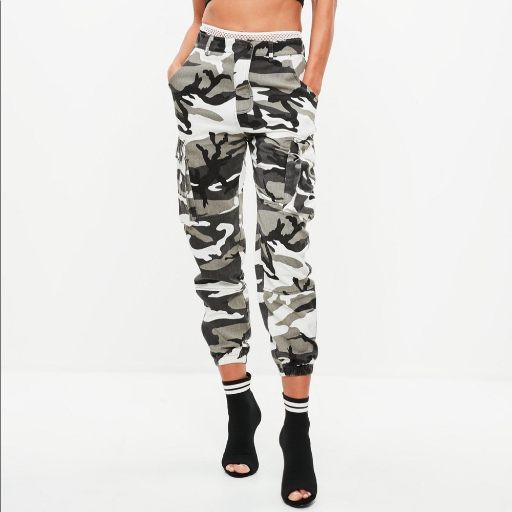 Missguided petite camouflage pants